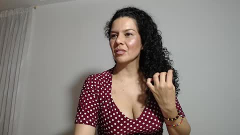 sharickleon11 online show from December 2024 02:53:01 AM