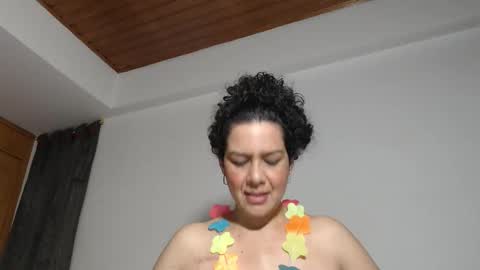 sharickleon11 online show from October 2025 10:53:02 PM