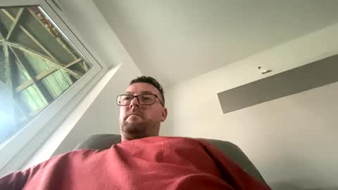 Snapshot of sharksboy16 chatting on December 2024 08:59:01 AM Sharksboy online show from December 2024 08:59:01 AM