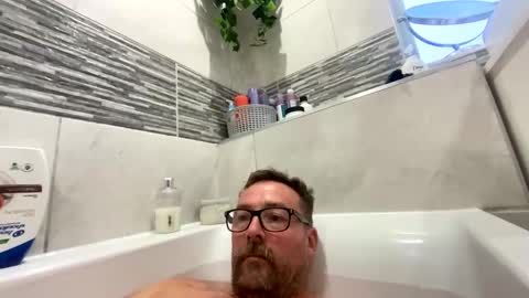 Snapshot of sharksboy16 chatting on October 2025 03:56:02 PM Sharksboy online show from October 2025 03:56:02 PM