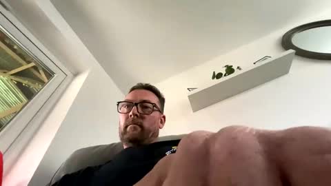 Snapshot of sharksboy16 chatting on February 2026 01:40:01 PM Sharksboy online show from February 2026 01:40:01 PM