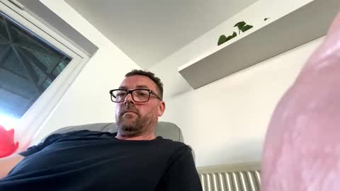 Sharksboy online show from March 2026 07:30:02 AM