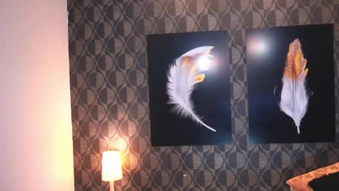 Sharom  online show from April 2026 07:22:02 PM