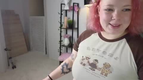 Snapshot of sharon_coxxx chatting on August 2026 09:04:01 AM Sharon online show from August 2026 09:04:01 AM