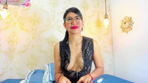 sharon_leather online show from October 2025 11:57:02 AM