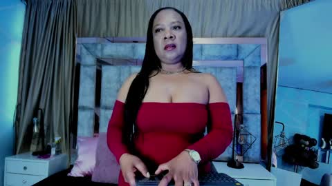 Sharon Noa online show from April 2026 11:29:02 AM