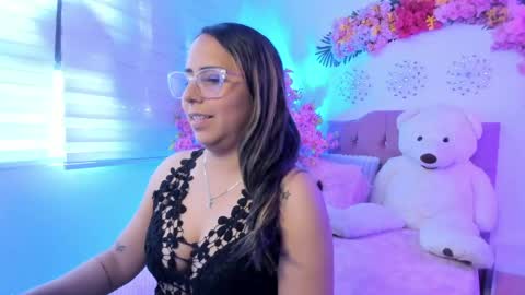 Sharon online show from June 2026 02:33:01 PM