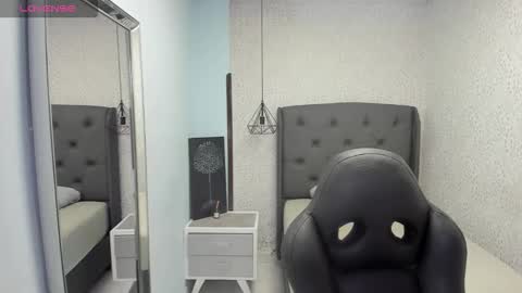 M A G N O  online show from November 2025 12:29:02 PM