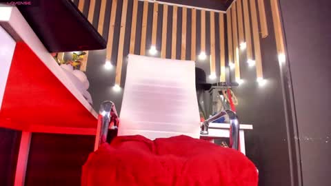 Snapshot of sharoon_gold chatting on January 2025 10:02:01 AM Your mistress Sharon online show from January 2025 10:02:01 AM