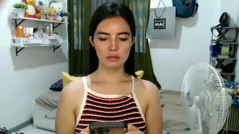 shasha online show from November 2025 02:43:01 AM