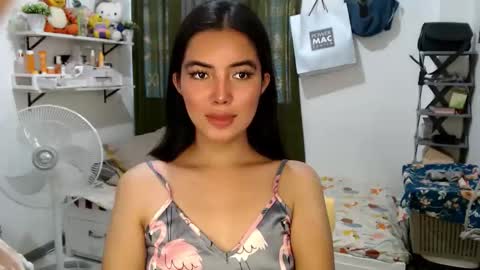 shasha online show from November 2025 03:49:02 AM