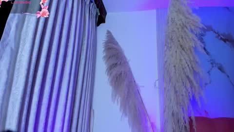 Lady Shauna online show from November 2025 04:40:02 AM