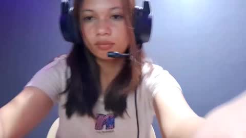 Snapshot of shauntefenceroy chatting on October 2025 06:13:02 PM Molly online show from October 2025 06:13:02 PM