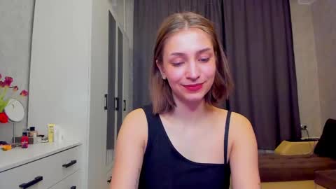 Snapshot of shawty__mariaa chatting on March 2025 06:19:02 PM shawty__mariaa online show from March 2025 06:19:02 PM