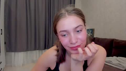 Snapshot of shawty__mariaa chatting on September 2025 03:23:02 PM shawty__mariaa online show from September 2025 03:23:02 PM
