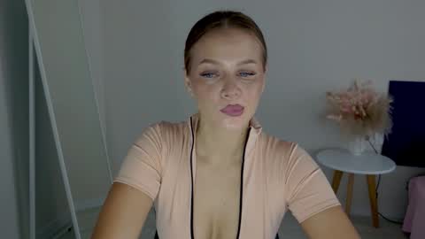 Sue online show from November 2025 11:34:01 AM