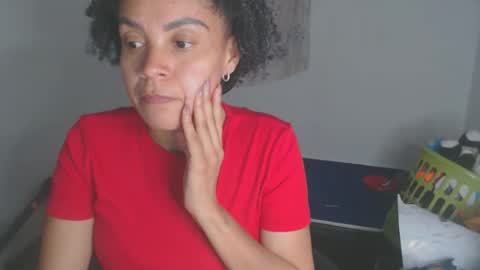 Shayna online show from December 2025 02:19:01 AM