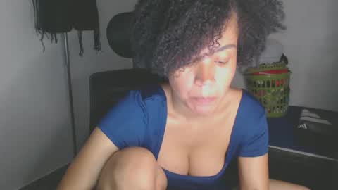 Shayna online show from April 2026 12:52:01 AM