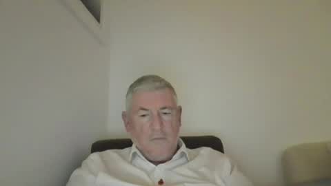 Snapshot of she52 chatting on October 2025 05:46:01 PM she52 online show from October 2025 05:46:01 PM