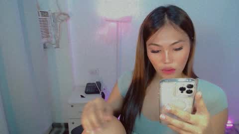 Snapshot of shealana69 chatting on December 2024 06:43:01 AM MY IG Shealana69 online show from December 2024 06:43:01 AM