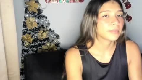 sheilanyarturo online show from December 2025 09:30:01 PM