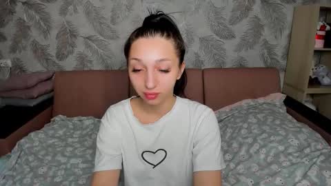 sheillawood online show from November 2025 12:55:01 AM