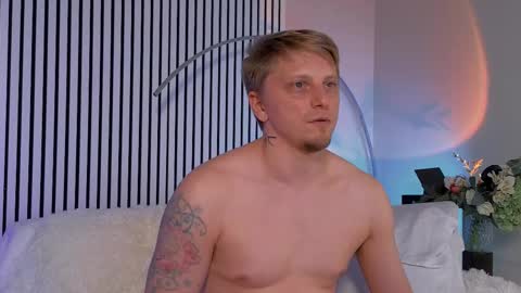 Vincente online show from November 2025 11:21:02 PM