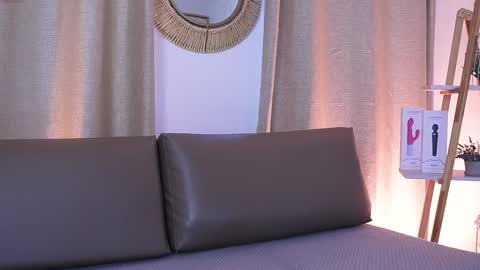  Transmission schedule Monday - Friday 715 am to 200 pm time Colombia  online show from November 2025 02:29:01 PM