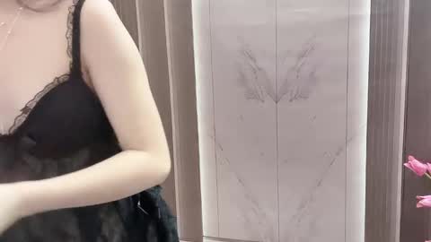 Snapshot of shellysan chatting on October 2025 03:20:02 AM Shelly online show from October 2025 03:20:02 AM