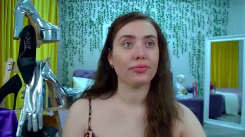 Sherry online show from February 2026 06:40:02 AM