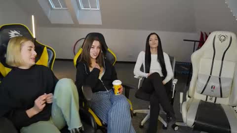 Sheryl online show from November 2025 11:20:02 AM