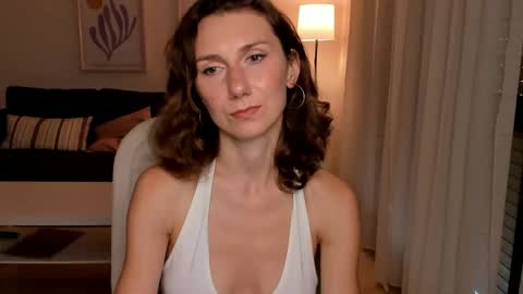 shesleepsnaked online show from December 2024 04:26:01 PM