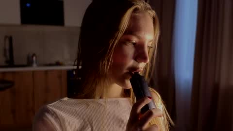 Nika online show from January 2025 10:53:02 AM