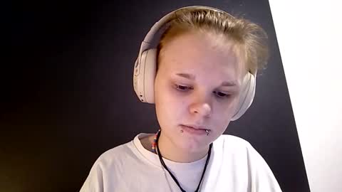 Emma online show from February 2026 08:41:01 AM