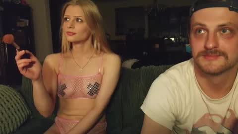 shinyandused online show from November 2025 12:20:02 AM