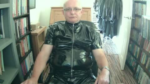 Shiny Gary online show from July 2026 12:29:01 PM