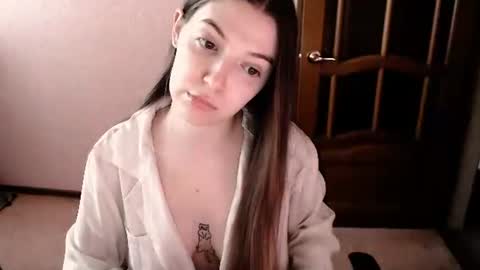 Snapshot of shiraha___rafieru chatting on May 2026 12:11:01 PM shiraha___rafieru online show from May 2026 12:11:01 PM