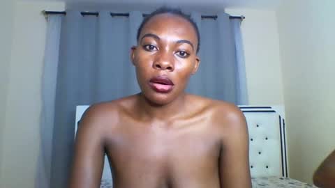 Snapshot of shireline_ chatting on February 2025 05:01:01 PM Shireline online show from February 2025 05:01:01 PM