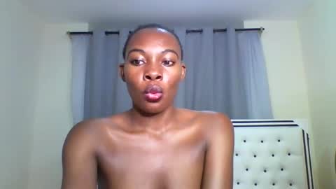 Snapshot of shireline_ chatting on February 2025 05:54:02 PM Shireline online show from February 2025 05:54:02 PM