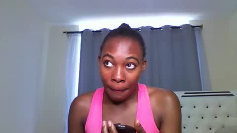 Snapshot of shireline_ chatting on February 2025 09:06:02 AM Shireline online show from February 2025 09:06:02 AM