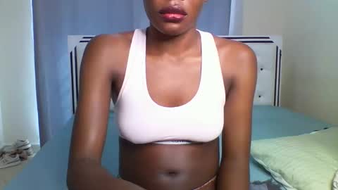 Snapshot of shireline_ chatting on February 2025 07:56:02 AM Shireline online show from February 2025 07:56:02 AM