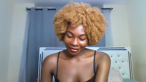 Snapshot of shireline_ chatting on March 2025 06:12:01 PM Shireline online show from March 2025 06:12:01 PM