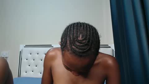 Snapshot of shireline_ chatting on September 2025 11:35:01 AM Shireline online show from September 2025 11:35:01 AM