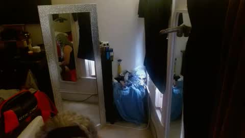Snapshot of shirleyjo chatting on May 2026 06:49:01 PM sarah online show from May 2026 06:49:01 PM