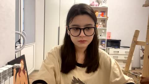 Snapshot of shontagrabowski chatting on March 2026 12:30:02 PM Marie online show from March 2026 12:30:02 PM