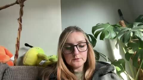 short sweetpea online show from March 2025 02:51:01 PM