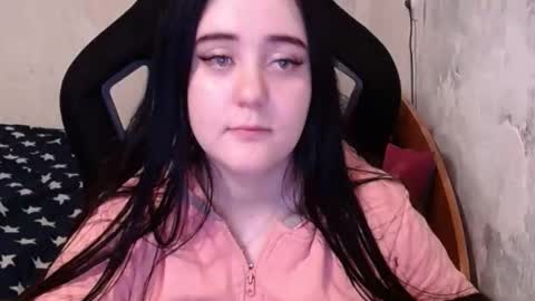 Snapshot of show_for_you chatting on December 2024 05:44:01 PM show_for_you online show from December 2024 05:44:01 PM