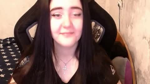 Snapshot of show_for_you chatting on January 2025 10:40:02 AM show_for_you online show from January 2025 10:40:02 AM
