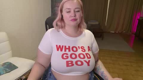 Mimi   online show from February 2026 01:17:01 PM