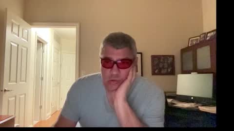 Chicago Guy online show from October 2025 03:53:02 AM